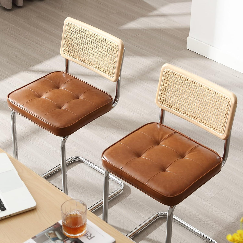 Zesthouse Natural Rattan Bar Stools Set of 2, Modern Counter Height Stools with Solid Wood Back, 26'' Counter Height Chairs, Mid Century Cantilevered Bar Chairs for Kitchen Island, Faux Leather Brown